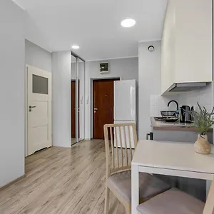  Apartament Wlochy Klinkierowa Comfort